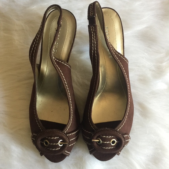 🌺Predictions Brown Buckle Peep Toe Heels 6.5 - Picture 2 of 12